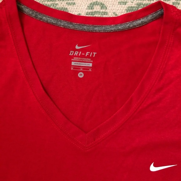 Nike Dri Fit Tee - Picture 2 of 4